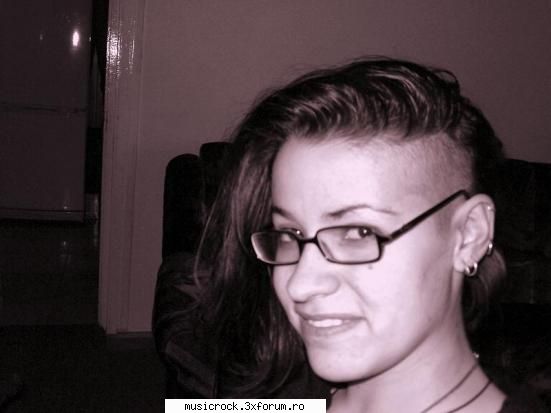 Puneti voi aici ce vi se pare mai frumos! - this is me...acum 2 luni...ah come on now is the - Poze